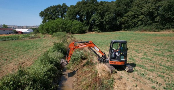 Sulama kanallarında hummalı temizlik