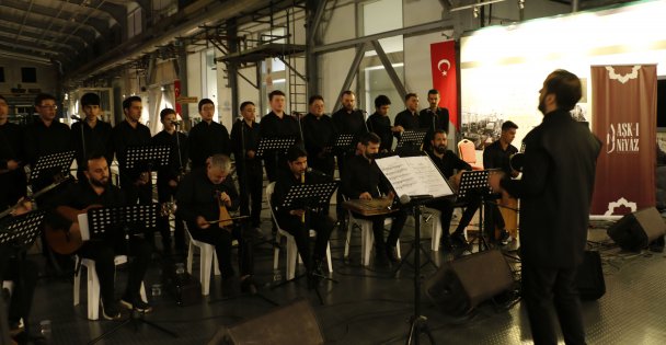 Tasavvuf musikisi gönülleri mest etti