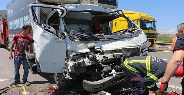 TEM'de kaza: 4 yaralı