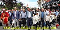 650 çocuk delikanlılığa adım attı