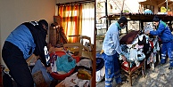 Bir evden 3 ton çöp çıkarıldı