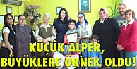 Küçük Alper, Büyüklere örnek oldu!