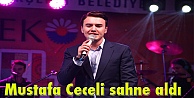 Mustafa Ceceli konser sahne aldı