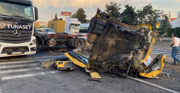 Tırın kupasının koptuğu kazada ağır yaralanan sürücü hayatını kaybetti