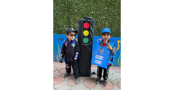 Trafik kurallarını eğlenerek öğrendiler