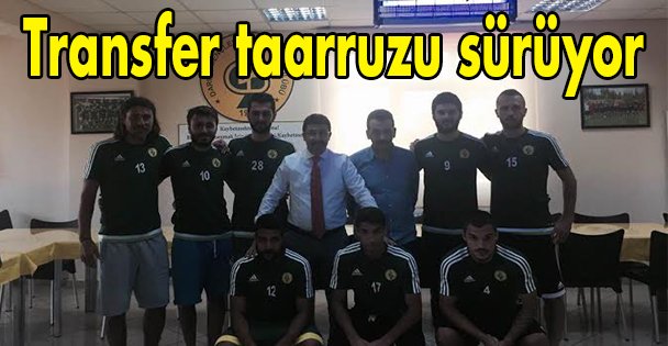 Transfer taarruzu sürüyor