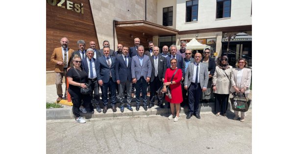 TÜRK İNTERNET MEDYA BİRLİĞİNDEN  ERZİNCANDA  TARİHİ  TOPLANTI