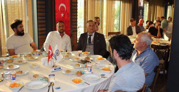 "Türkiye kanatlı et üretiminde kendi kendine yeten bir ülke"