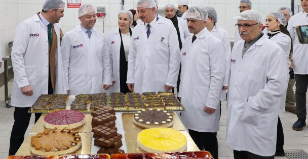 Türkiye'nin en büyük afet mutfağı hizmete alındı Günde 22 bin ekmek üretebiliyor