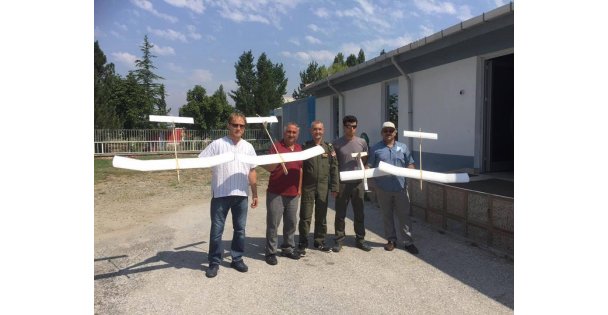 Uçak eğitimindeler