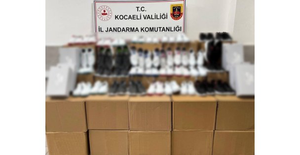 Ünlü markalara ait sahte giyim ve ayakkabı ele geçirildi