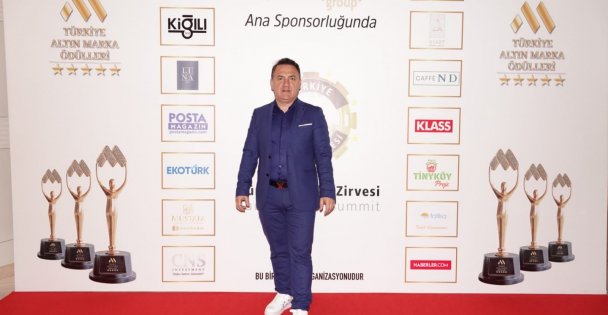 Ünlülerin Organizatörü Olarak Biliniyor: 80 Ödül Alarak Kırılması Güç Bir Rekora Imza Attı