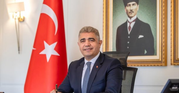 Vali Aslan 'İnsanüstü gayretle kazanılan bu görkemli zaferin sevincini ve heyecanını taşıyoruz”