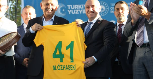 ‘Verdiğimiz sözleri tuttuğumuz için mutluyuz'