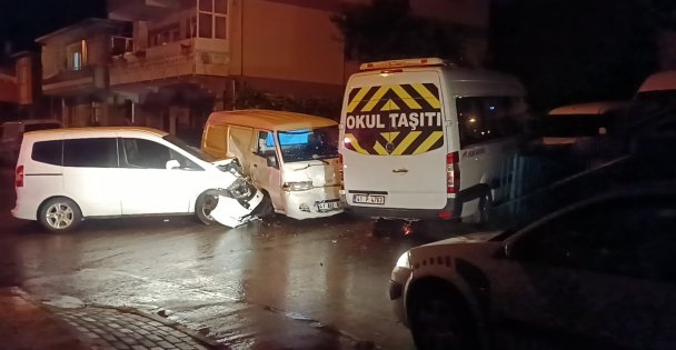 Yağmur kazaya sebep oldu