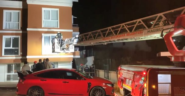 Yangın ihbarına geldiler, boş ev ile karşılaştılar