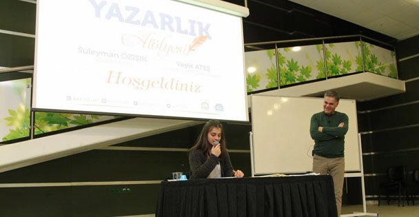 Yazarlık Atölyesi'nde söz sırası katılımcılarda