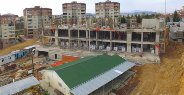 YENİ EMNİYET BİNASI HIZLA YÜKSELİYOR