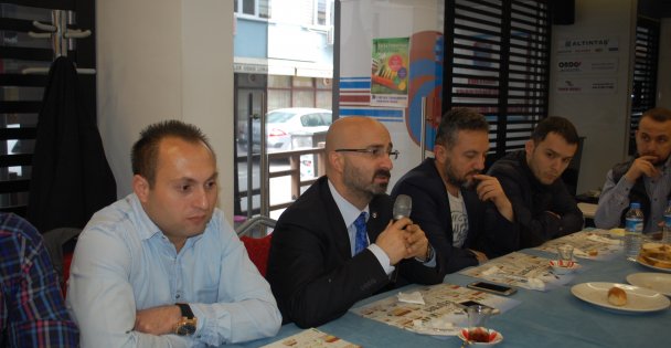 Yeni ruhla çalışıyor