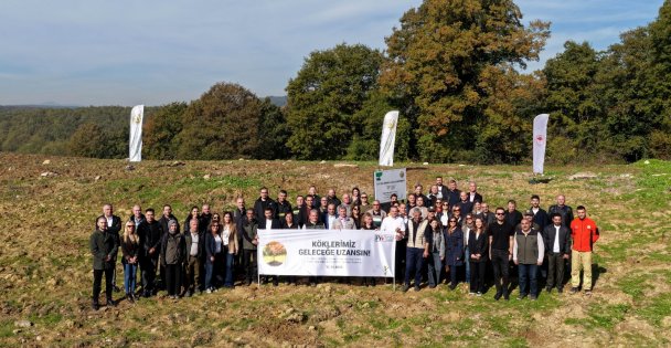 Yıldızlar Yatırım Holding, 11 Kasım Milli Ağaçlandırma Günü öncesinde anlamlı bir çevre projesine imza attı.