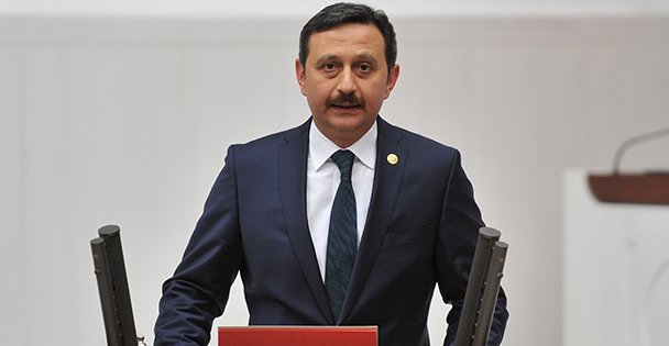 Yılmaz'dan akademisyenlere kınama!