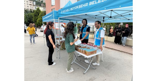 YKS günü ikramlar Büyükşehir'den
