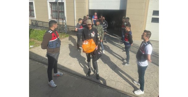 96 şahıs yakalanarak ülkelerine gönderildi
